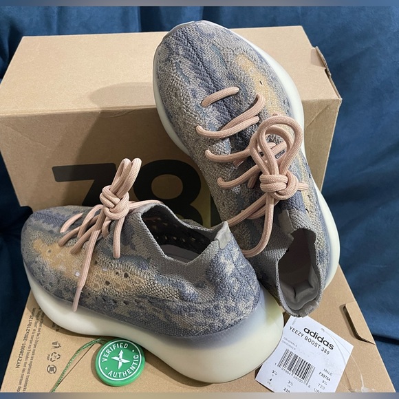 Adidas Yeezy Boost 380 Mist FX9764 - Picture 3 of 8